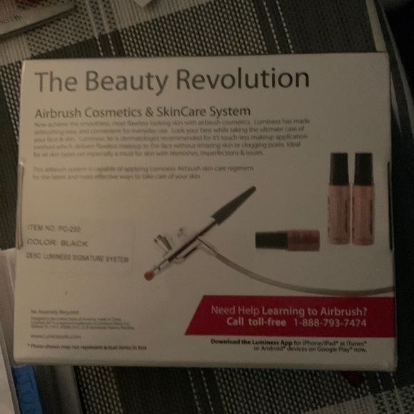 Luminess Air airbrush makeup system brand New Sealed Box plus starter set - Picture 1 of 4